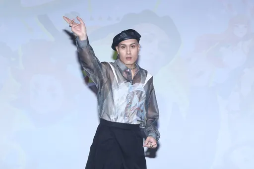 黃宣老爸因心肌梗塞腦溢血送醫 兒子父親節露面親揭現況