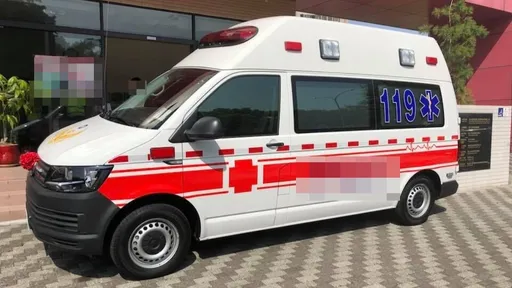 血跡斑斑!28歲男遭玻璃割斷動脈陳屍套房 通報人這原因不知去向