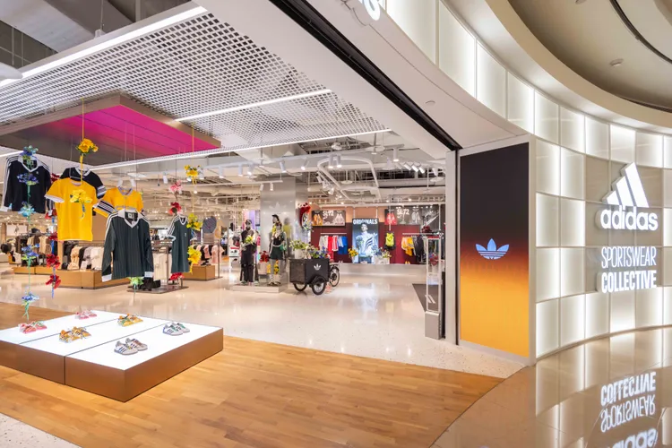 「原創復古時尚展示間」限時裝置在101運動時尚門市登場。品牌提供