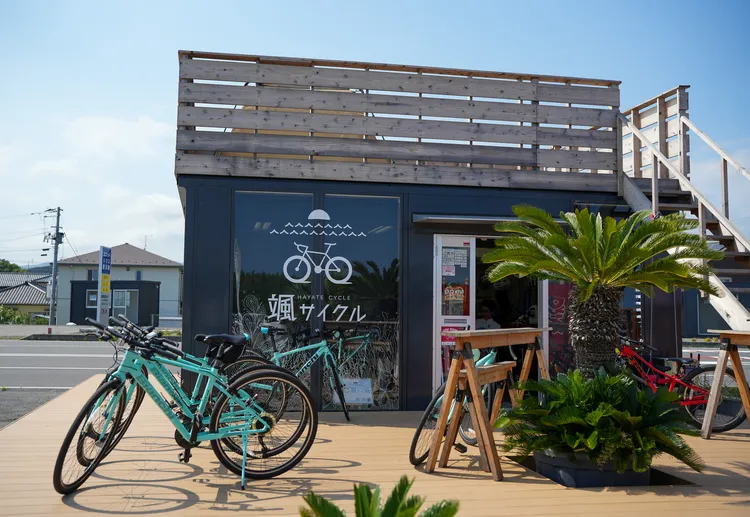 坐落四倉海水浴場旁的自行車租賃站「颯サイクル(HayateCycle)」。田欣雲攝影