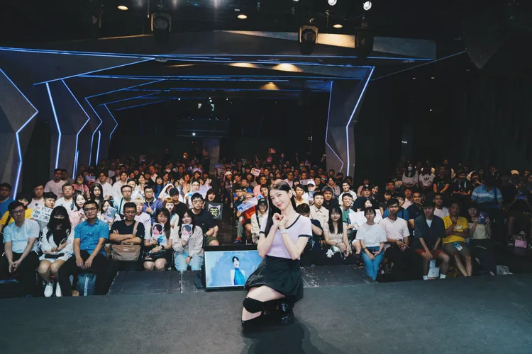 郭雪芙日前舉辦粉絲同樂會，與多年鐵粉互動場面溫馨。好妙娛樂提供