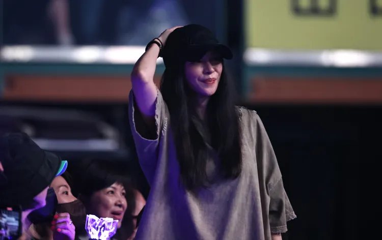 徐若瑄驚喜跟麋先生合唱。娛樂中心攝