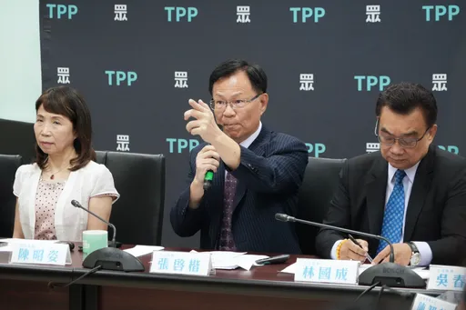 民眾黨護航柯文哲「製圖一堆漏洞」！律師吐槽3點：當大家文盲？