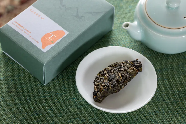 小台灣造型真空包茶盒(金萱茶)。業者提供