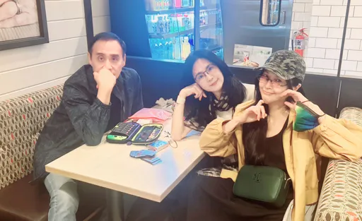 葉歡赴美開唱淚流不止 驚遇禮服拉鍊故障靠于台煙解圍