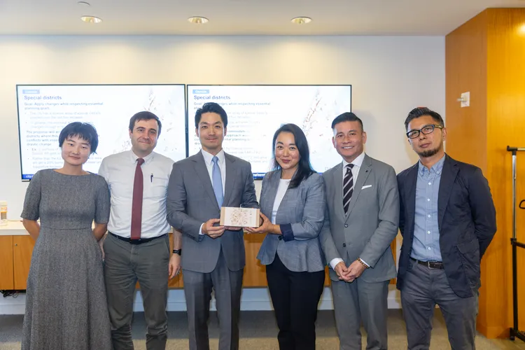 蔣萬安訪美首站紐約城市規劃局。北市府提供