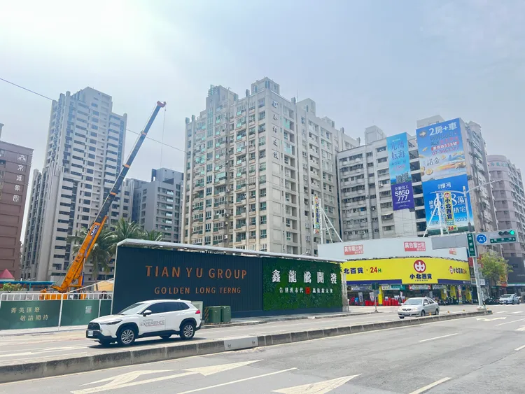 左營高鐵推案王「天玉集團」多場大樓成交5字頭，最高已達63.5萬元。葉家銘攝