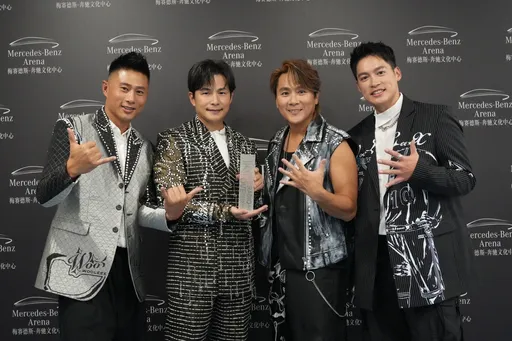 5566神曲22年後再獲獎 4人首度上海合體連唱經典歌