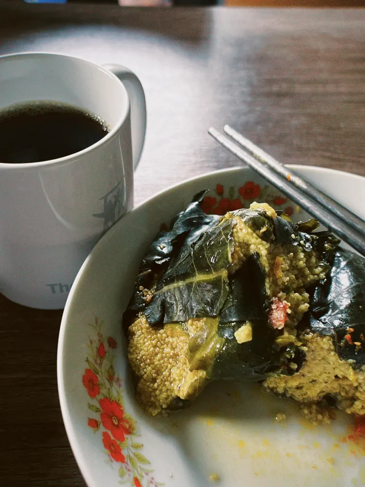 阿爆分享午餐吃出蝸牛小米粽。翻攝Abao阿爆臉書