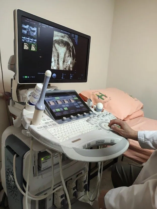 3D超音波篩檢現場畫面。北市聯醫婦幼院區提供