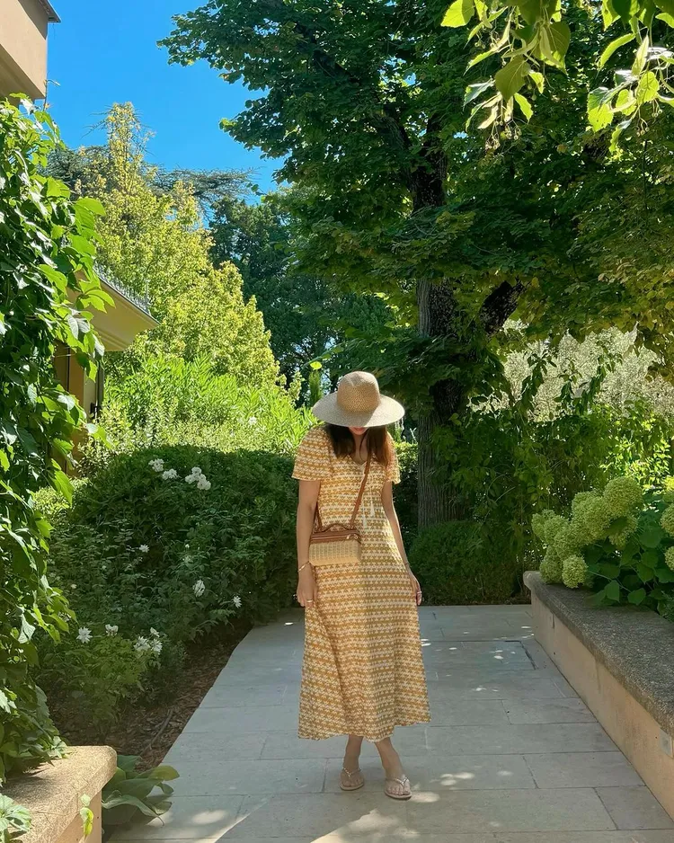 曾馨瑩今年暑假樂遊歐洲。翻攝曾馨瑩IG