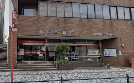 快遞多到送不完 郵差「吐3字」數千件全扔了