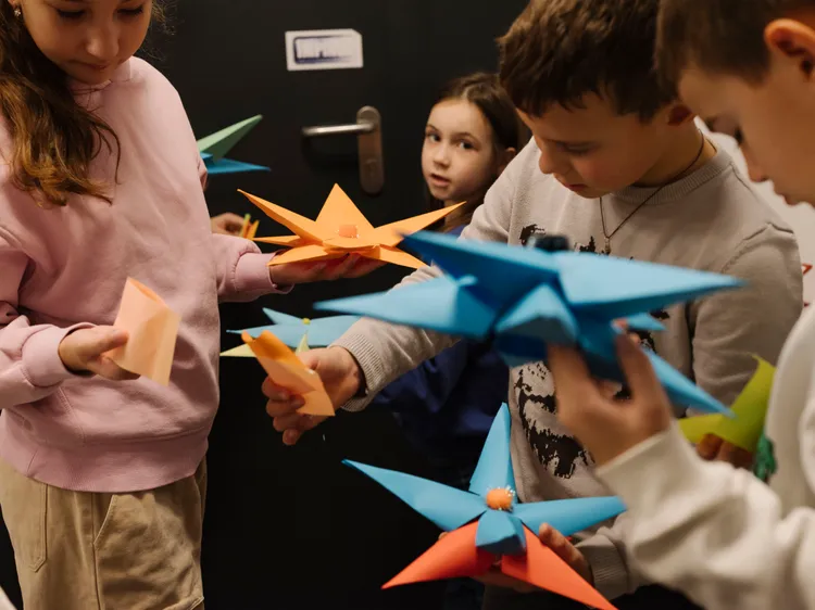 OLIVIA ARTHUR前往羅馬尼亞拍攝的作品。品牌提供