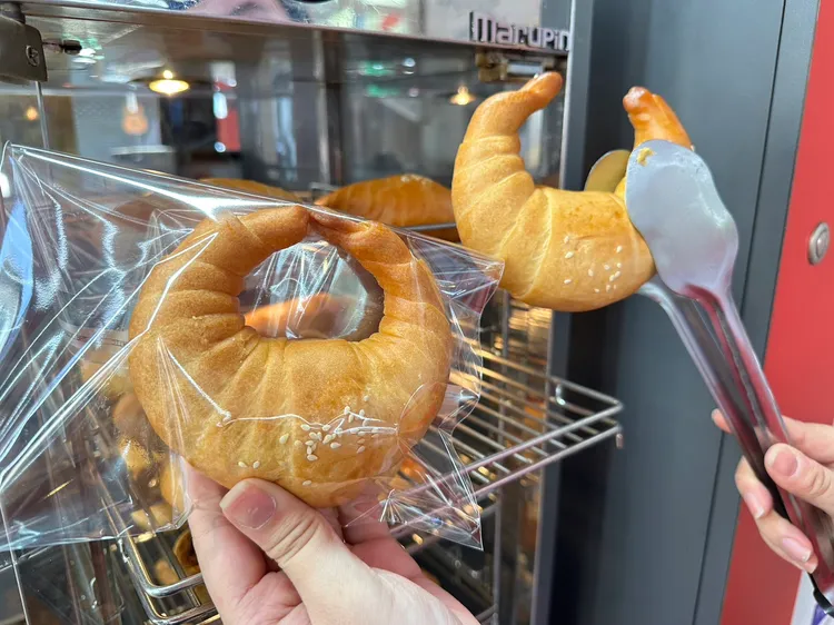 「我最大咖」活動購買三峽金牛角搭配中杯莊園級美式現省21元。OKmart提供