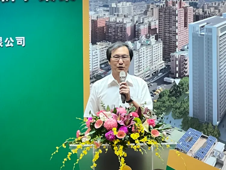 尚發營造董事長謝順發今日代表三地集團出席。葉家銘攝