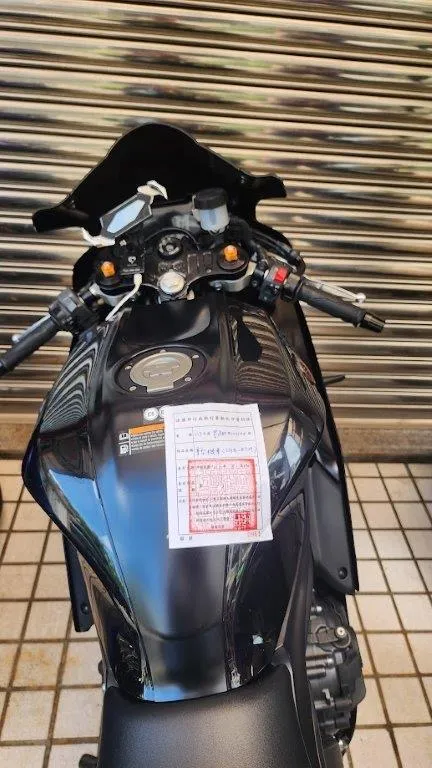 陳男名下紅牌重機被查封，讓他立即繳清違規罰鍰。彰化分署提供