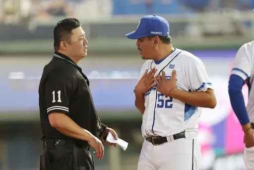 陳金鋒又火大了！對主審激烈抗議　這次是不滿球員譙髒話被逐出場