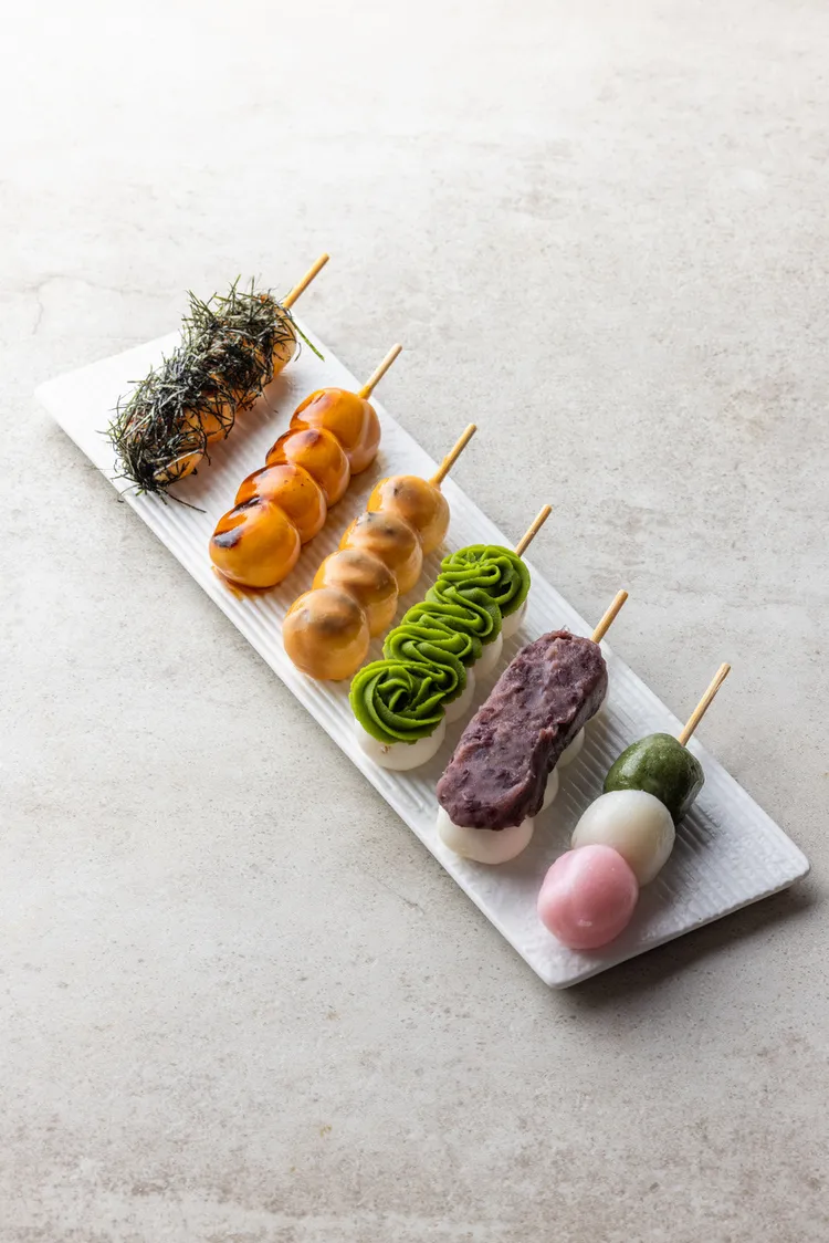 京町山本屋快閃誠品生活松菸10/4至10/6糰子買二送一。業者提供