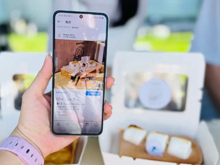 Her呷奶酥厚片的攤主Sharon表示特別為三星創意市集推出奶酥厚片新口味。趙筱文 攝