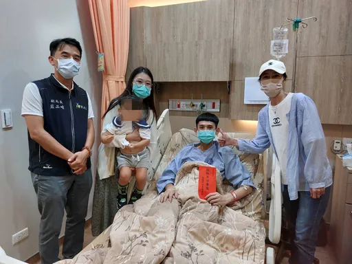 桃園民政局慰問飛官劫後餘生 謝沛勳:不放棄飛行、盼早日康復重回崗位