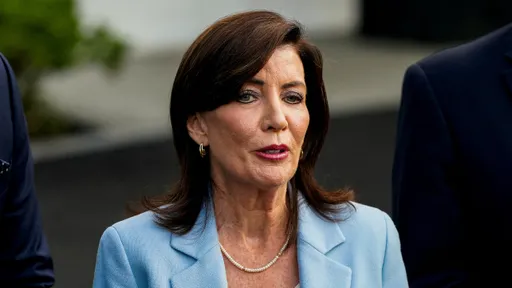 身邊人竟是中方暗樁!前幕僚阻與台灣接觸 紐約州長震驚要求驅逐中國總領事