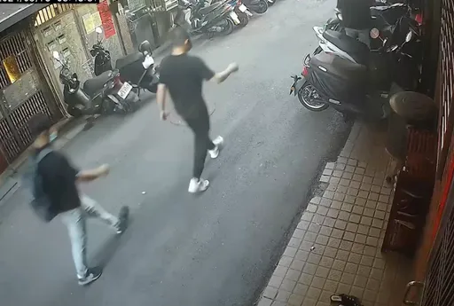 信義區父子中彈!他平安宴遭刺「臟器外露」 今開3槍報仇