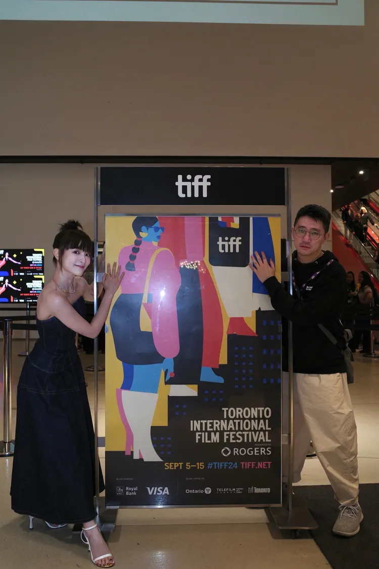 導演徐漢強（右）與王淨（左）前往TIFF收到影迷超乎想像的溫暖。牽猴子提供