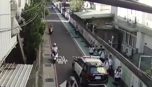 新北高职前喋血!两派人马谈判 17岁少年西瓜刀砍伤3人