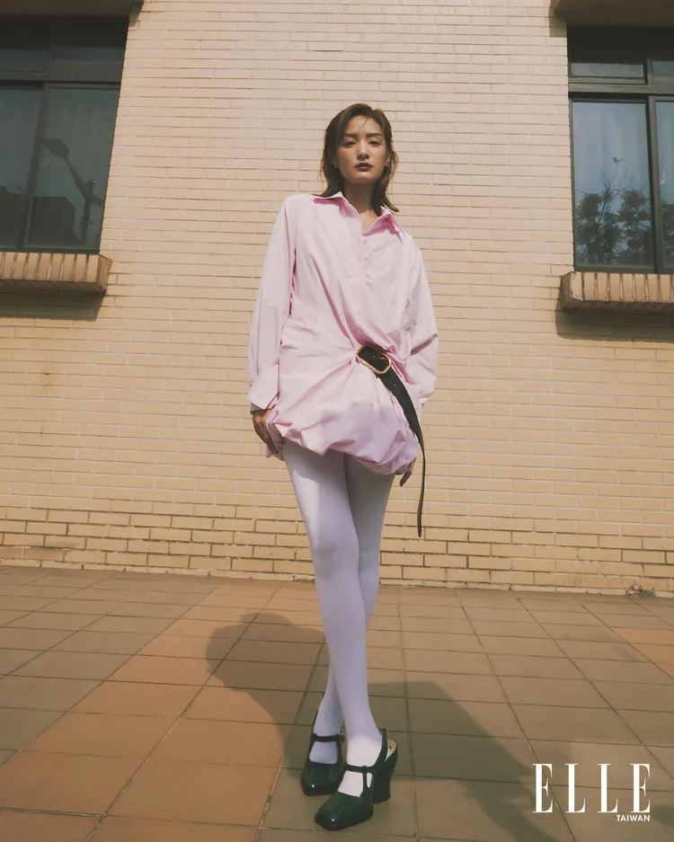 王淨拍攝《ELLE》封面。《ELLE》國際中文版提供