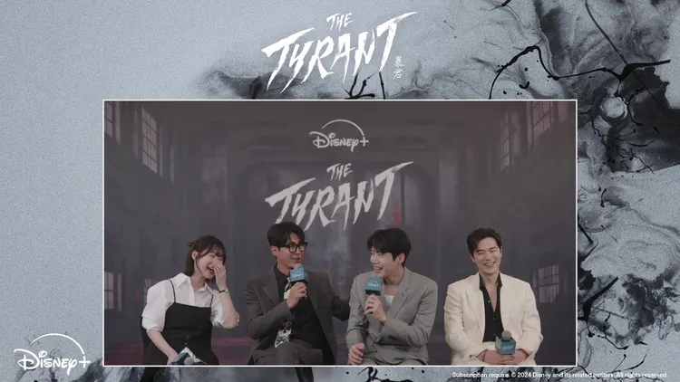 金宣虎（右二）被車勝元（左二）神取名，笑出豬叫聲。Disney+提供