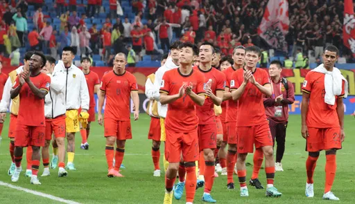 笑死！中國男足11個踢10個竟被沙烏地逆轉　球迷怒譙：直接解散吧