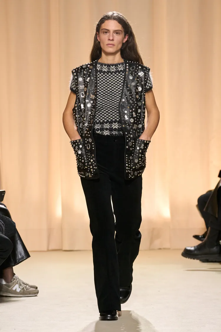 運用龐克反叛精神詮釋出狂野又帶有童趣的風格。品牌提供