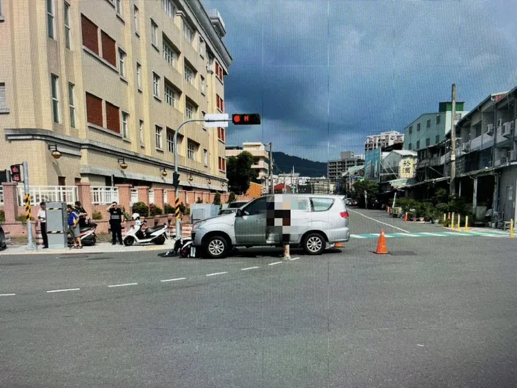 事故發生在太平區市民大道與宜昌路口。民眾提供