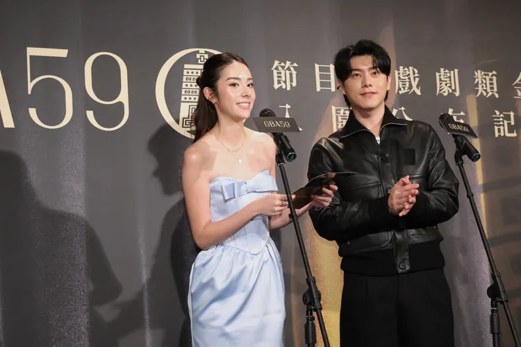 李程彬（右）、林奕嵐擔任揭獎嘉賓。攝影中心攝