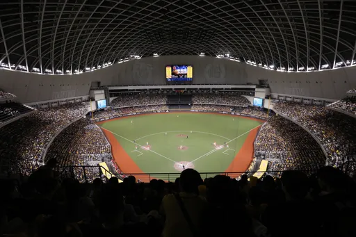 周思齊+五月天!大巨蛋啟用來首度4萬人進場 打破中職紀錄