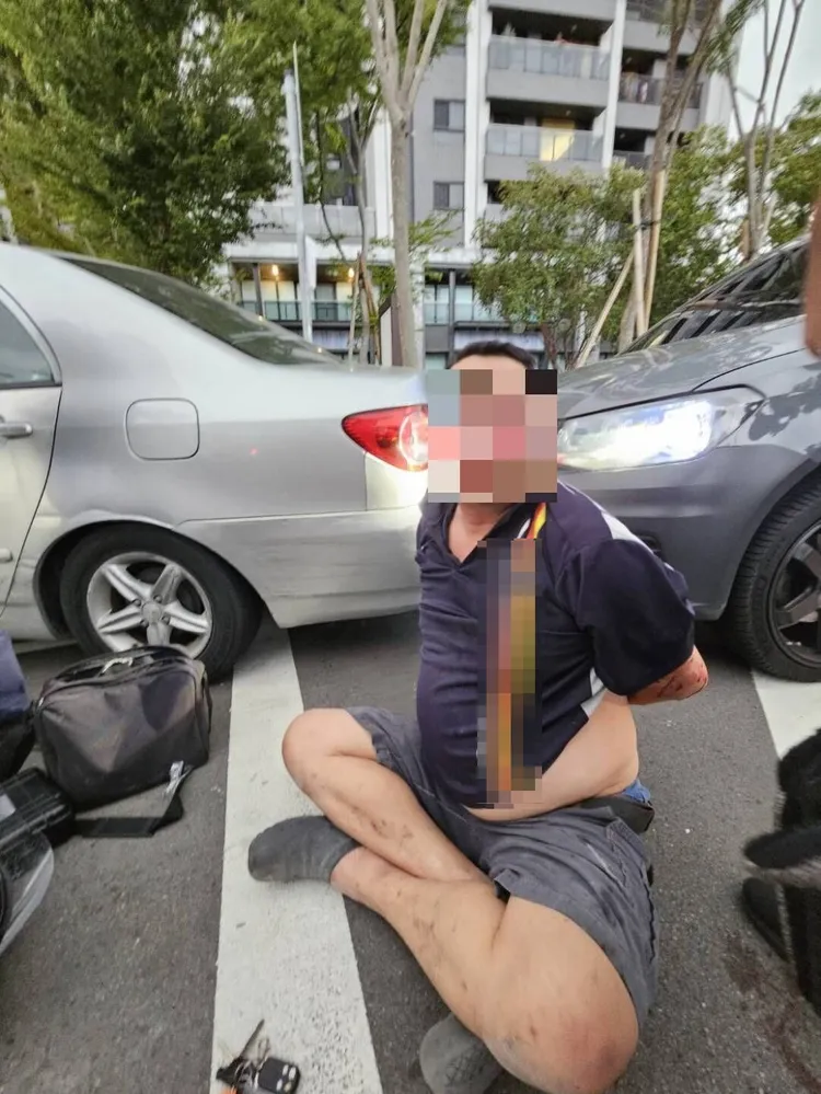 衝撞警車的鄭嫌。民眾提供