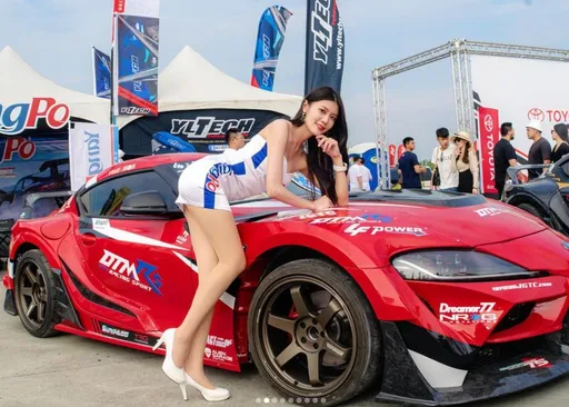 C奶辣模拒噁男合照　竟遭嗆「信不信我烙人打妳！」警獲報要查