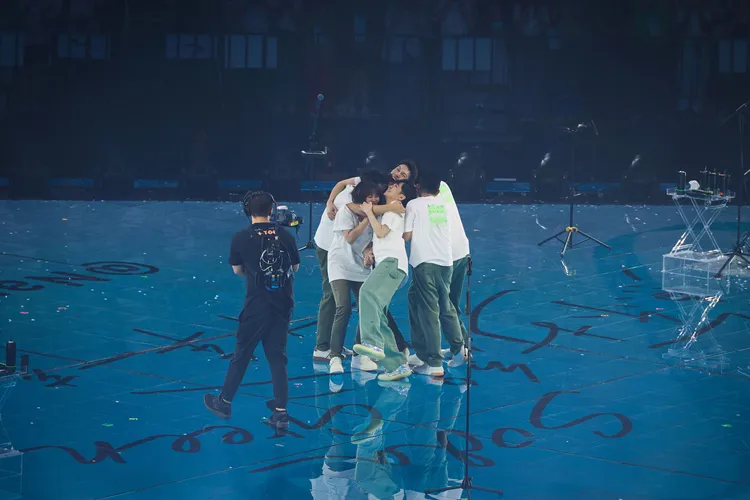 蘇打綠台上大擁抱。緒風有限公司提供