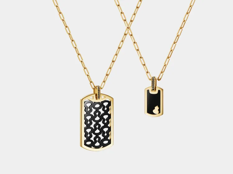 Wulu Tag 18K黃金鑽石及縞瑪瑙吊墜。品牌提供