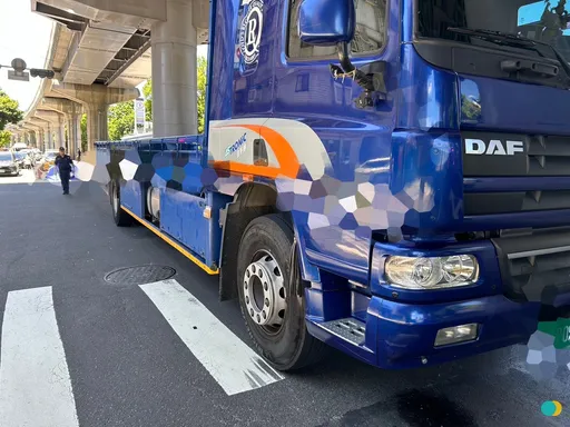 三峽機車閃客運不慎擦撞大貨車 後座乘客摔落慘遭輾斃