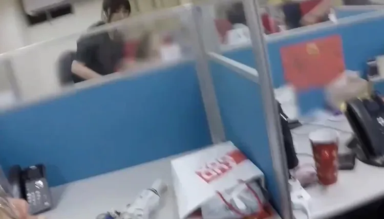 警方攻堅詐騙機房。警方提供