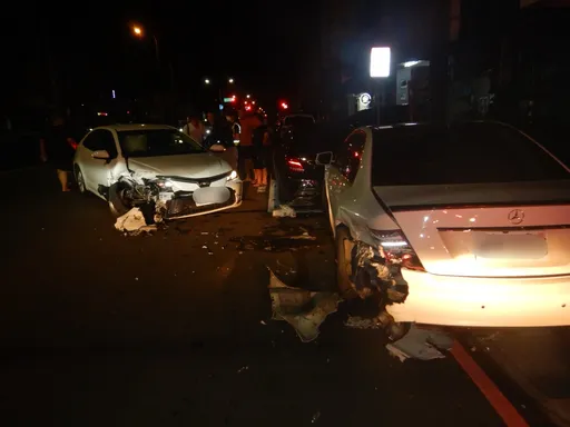 台中也傳疑「喪屍煙彈」毒駕 26歲男撞路邊2賓士!主動交出毒品