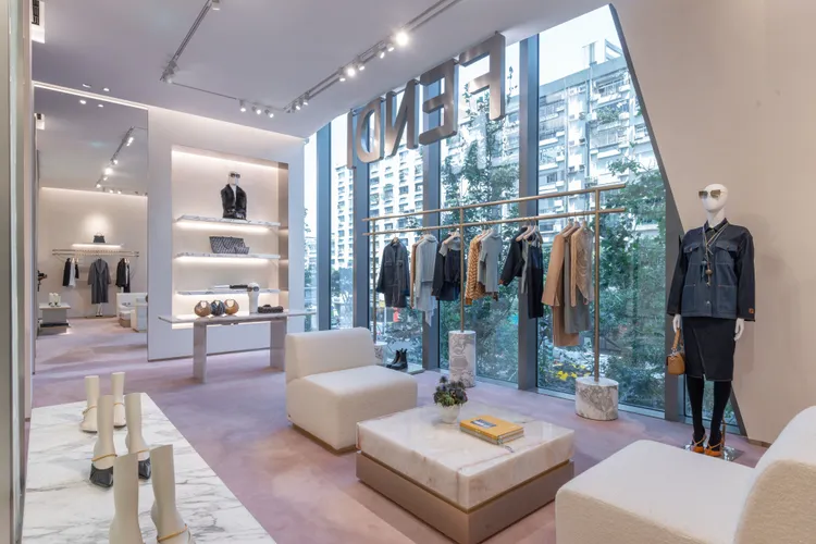 FENDI Diamond Towers全新店面。品牌提供