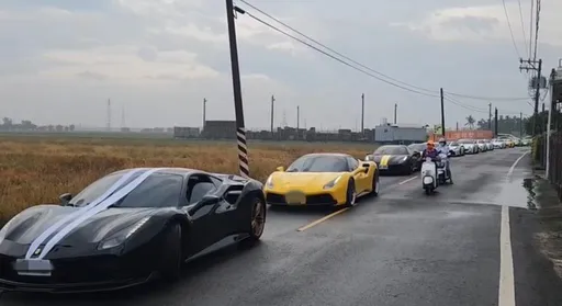 屏東角頭「鴨頭」告別式!50輛超跑送行 警布重兵盤查