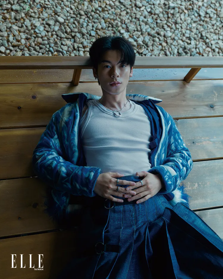 許光漢拍攝《ELLE》封面。《ELLE》國際中文版提供