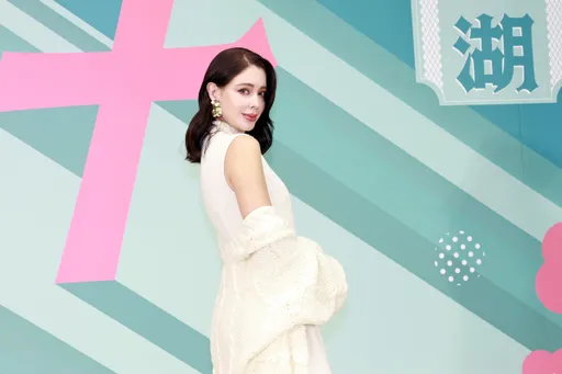 安妮不喜被介紹是「俄羅斯藝人」　拿台灣護照被疑是居留證反擊了