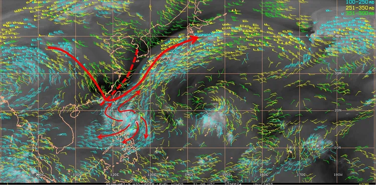 颱風「山陀兒」路徑西修、中心越來越靠近東南部。翻攝《天氣職人－吳聖宇》臉書