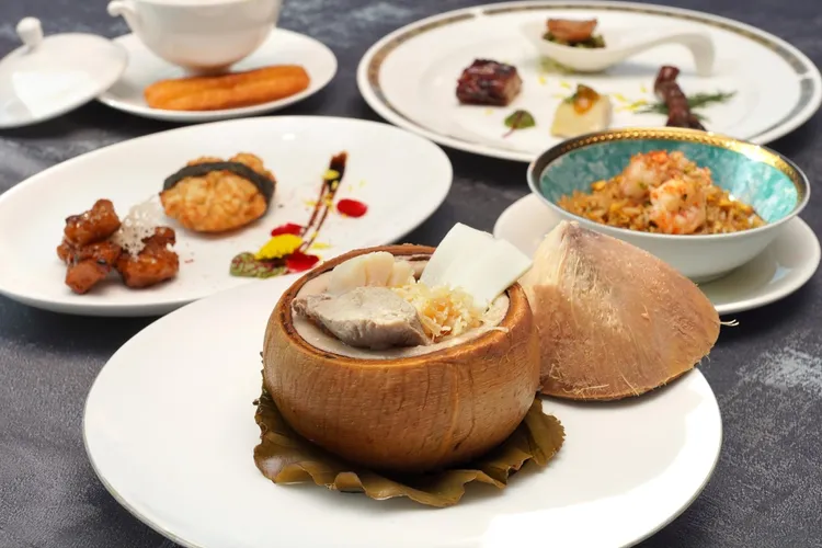 台北漢來大飯店東方樓秋風粵宴雙人套餐。業者提供