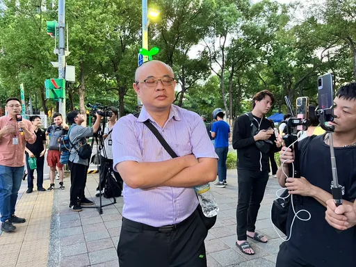 柯文哲上銬收押!「理工博士」受感召聲援 不正常政治環境造就的結果