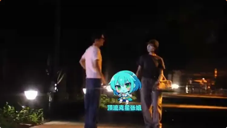 李蘭迪本月5日新戲殺青，8日回北京就和張新成約會。翻攝頂流剋星張姐微博